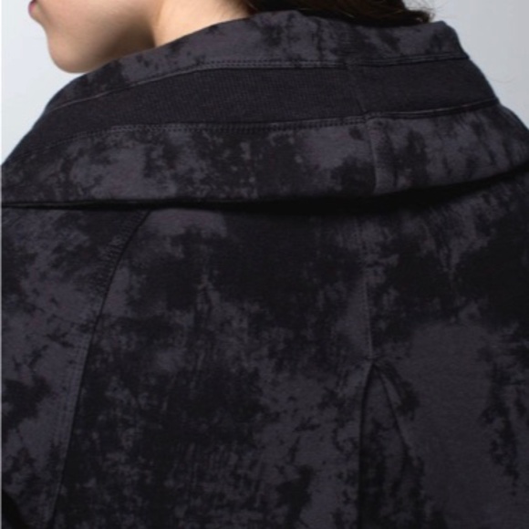 Lulu Lemon To Class Jacket - Picture 4 of 14